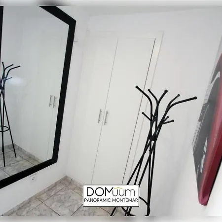 아파트 Domuum Holidays - Panoramic Montemar 살루