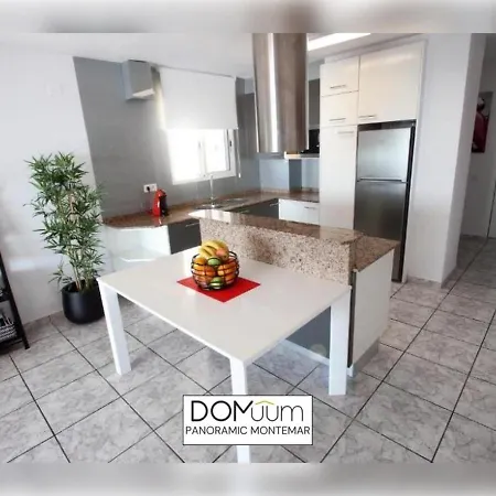 아파트 Domuum Holidays - Panoramic Montemar *