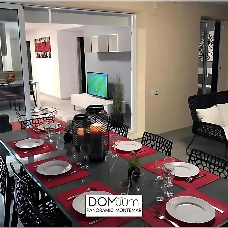 Domuum Holidays - Panoramic Montemar Apartment