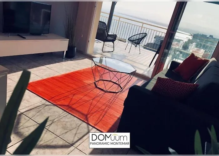 Domuum Holidays - Panoramic Montemar Appartamento *